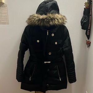 Michael Kors puffer coat 🖤✨